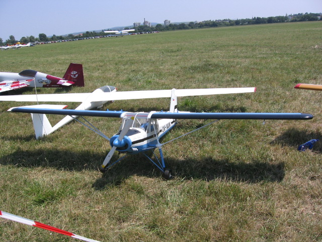 airport holíč 007